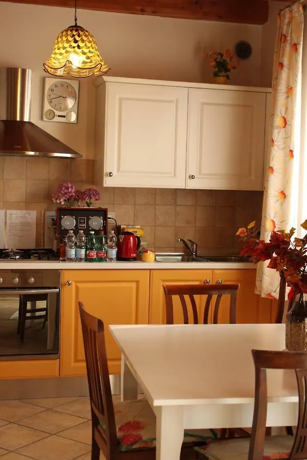 Bed & Breakfast Lucy Bardolino